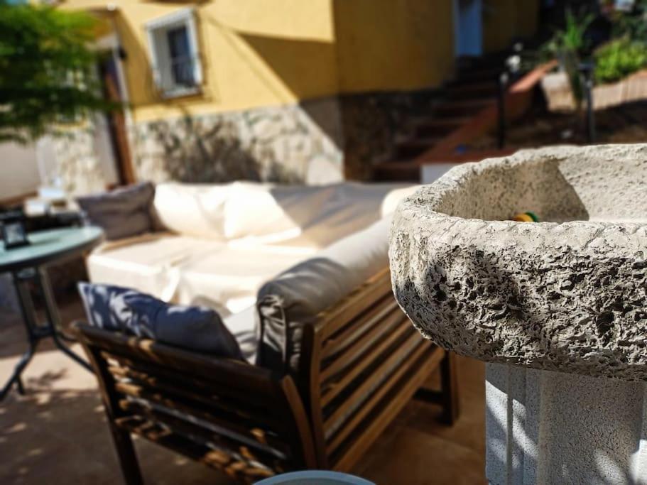 VILLA FALCONERA. A las faldas de la montaña. Gandía Exterior foto
